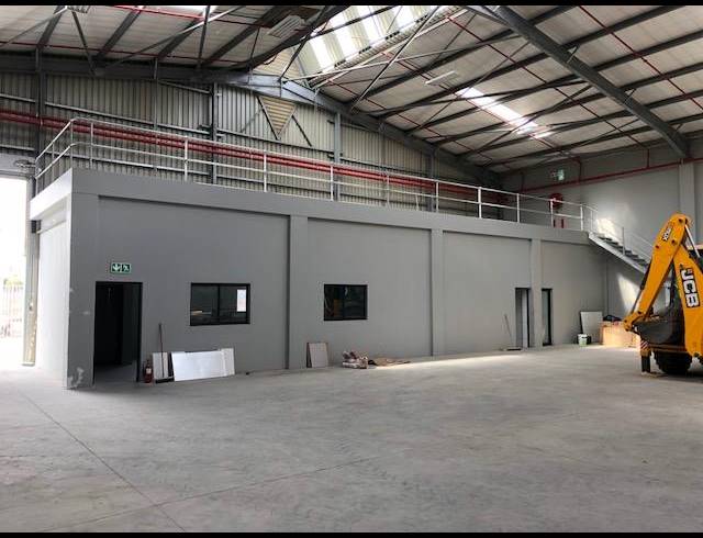 1,532M² WAREHOUSE TO LET IN EPPING INDUSTRIAL